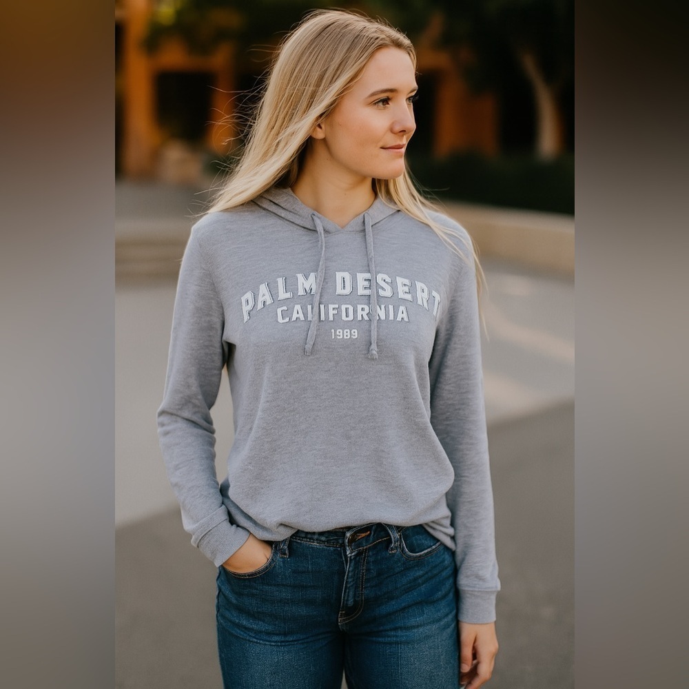 Camp David Women's Gray Hoodie Size Small